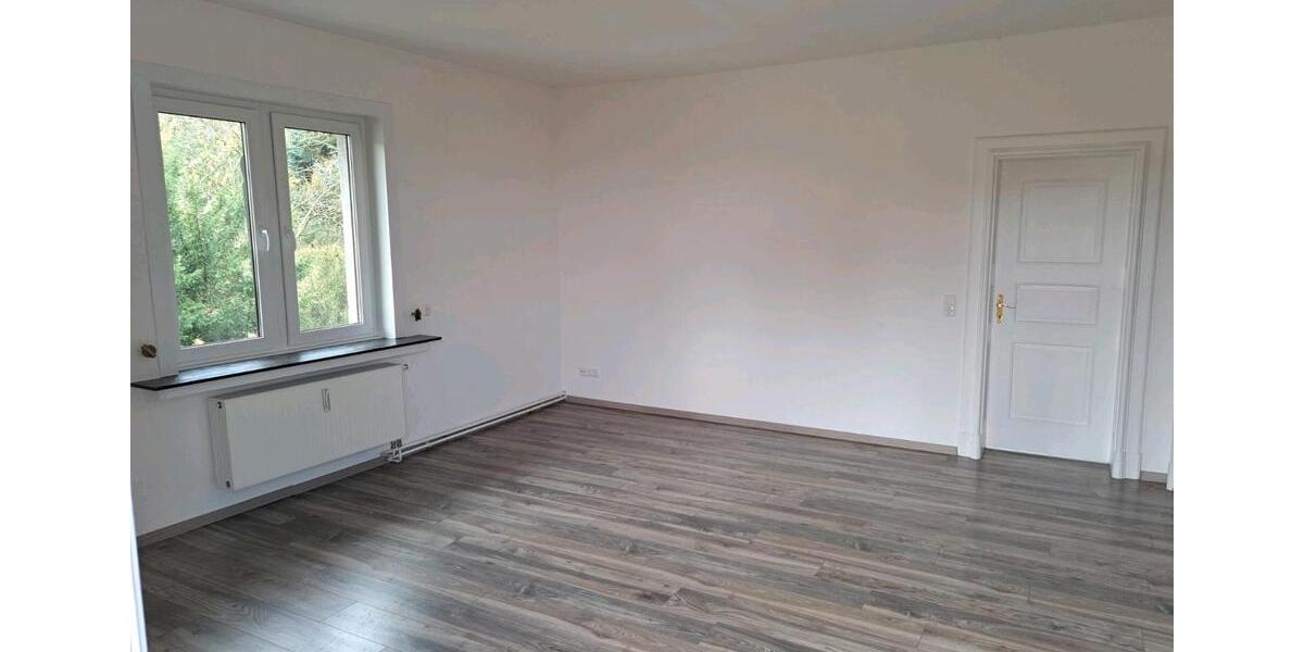 Etagenwohnung Blankenburg (Harz) - 4 Zimmer, 115 m&sup2;, 830&euro; | Angebot:25850611