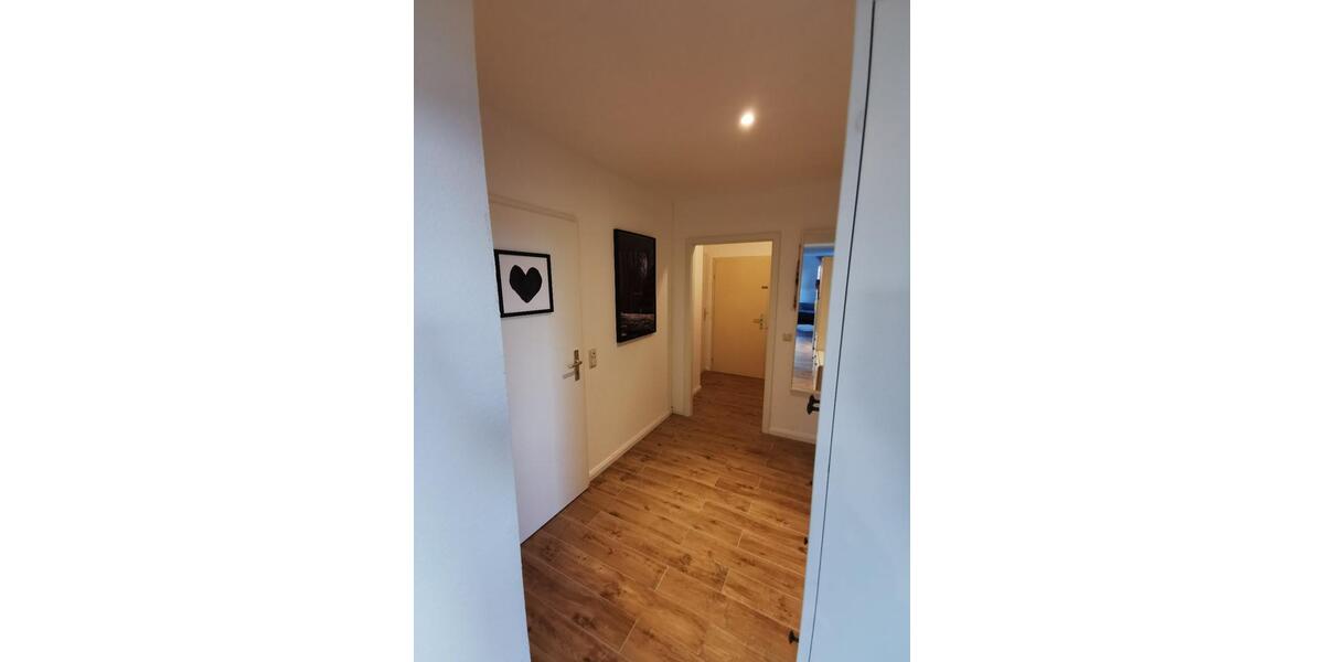 Wohnen auf Zeit Bremerhaven Lehe - 6 Zimmer, 170 m&sup2;, 350&euro; | Angebot:26477405