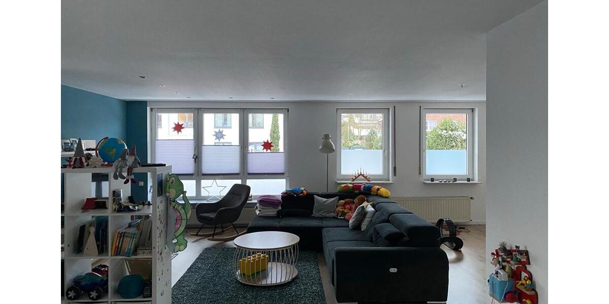 Erdgeschoßwohnung Ratingen Lintorf - 4.5 Zimmer, 150 m&sup2;, 2.250&euro; | Angebot:24433756