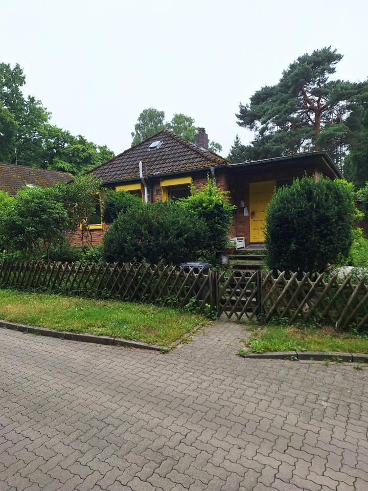Einfamilienhaus mit großem Garten in Maschen