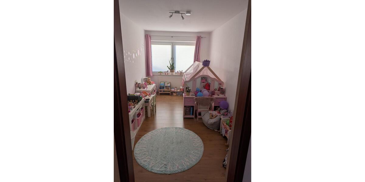 Etagenwohnung Cuxhaven Groden - 4 Zimmer, 90 m&sup2;, 750&euro; | Angebot:25929342