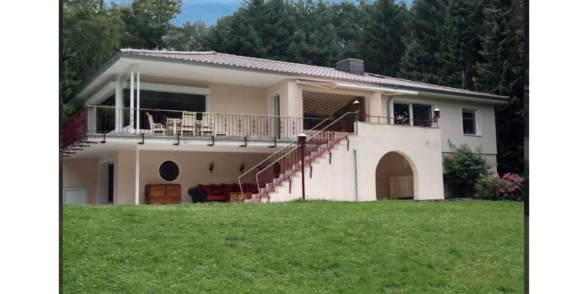 Einfamilienhaus Seevetal - 5 Zimmer, 350 m&sup2;, 2.500&euro; | Angebot:25876035