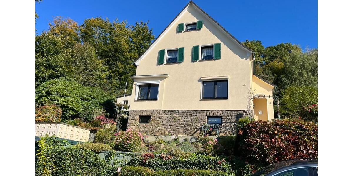 12 Haus (EG + Souterrain) + Garten zu vermieten 2 zimmer