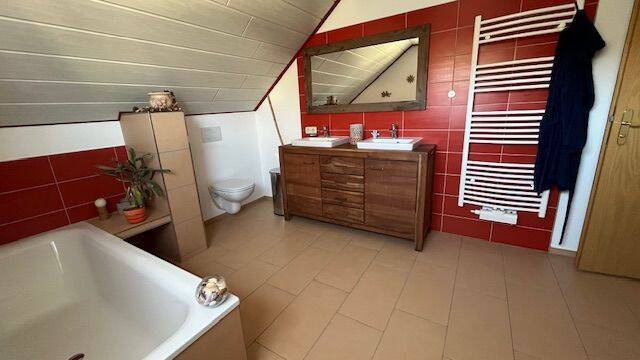 Einfamilienhaus Rositz - 6 Zimmer, 139 m&sup2;, 1.050&euro; | Angebot:26155049