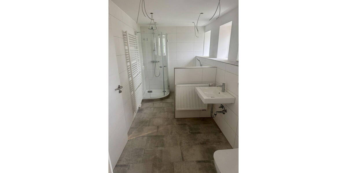 Familienfreundliches EinfamilienhausBauernhaus in Landensberg 8 zimmer