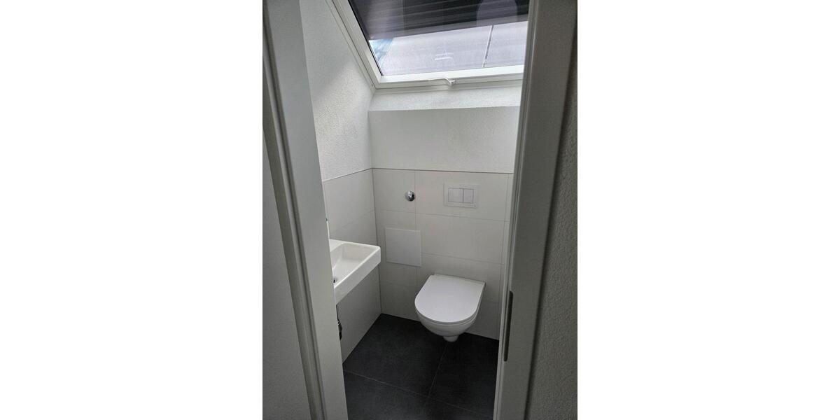 Dachgeschoßwohnung Heilbronn Horkheim - 2 Zimmer, 57 m&sup2;, 1.000&euro; | Angebot:25995957