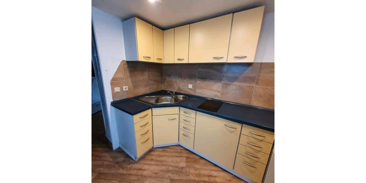 Hochparterre Neunkirchen - 1 Zimmer, 30 m&sup2;, 500&euro; | Angebot:26586694