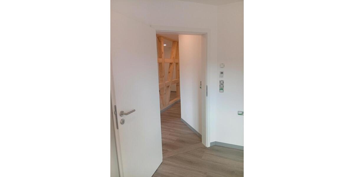 Etagenwohnung Kleinlangheim - 3 Zimmer, 120 m&sup2;, 1.200&euro; | Angebot:26566519