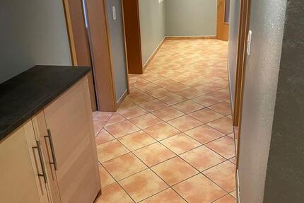 Wohnung Willebadessen - 1 Zimmer, 85 m&sup2;, 650&euro; | Angebot:26040261