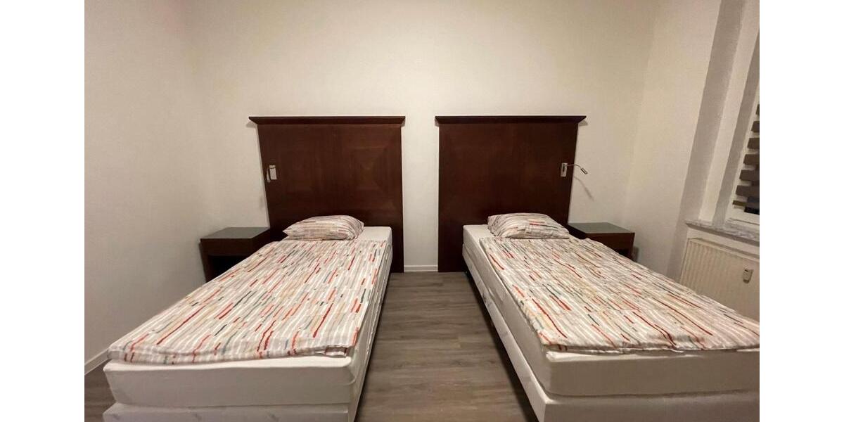 Wohnen auf Zeit Plauen Bahnhofsvorstadt - 5 Zimmer, 104 m&sup2;, 790&euro; | Angebot:26649056