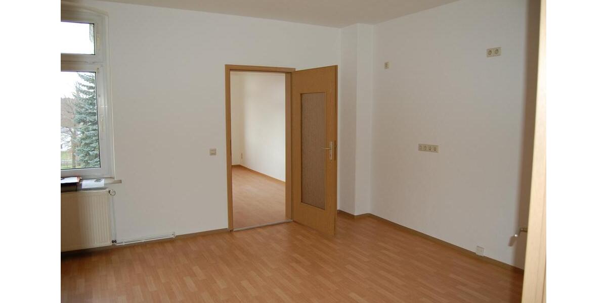 Etagenwohnung Lengenfeld - 2.5 Zimmer, 60 m&sup2;, 300&euro; | Angebot:24512478