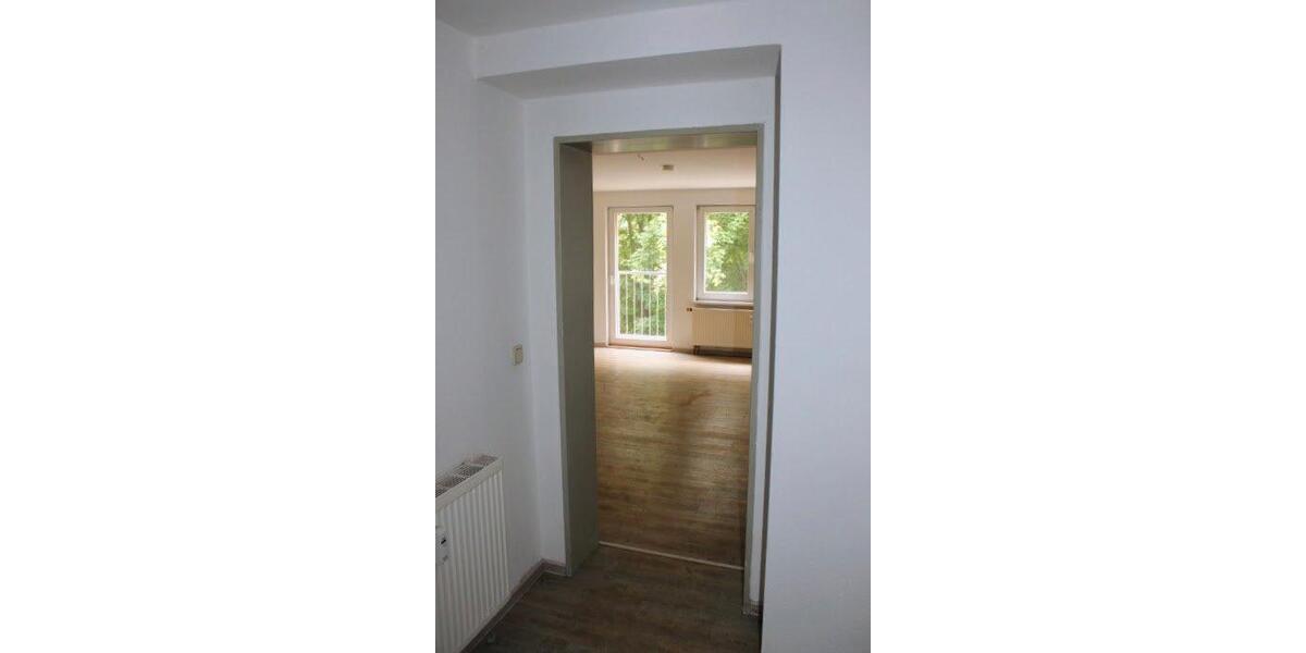 Etagenwohnung Naumburg (Saale) - 2 Zimmer, 71 m&sup2;, 442&euro; | Angebot:26251785