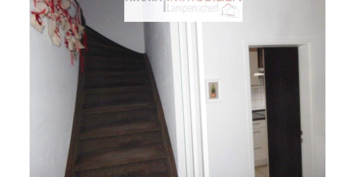 Reihenmittelhaus Langenfeld (Rheinland) Richrath - 5 Zimmer, 130 m&sup2;, 1.400&euro; | Angebot:25177815