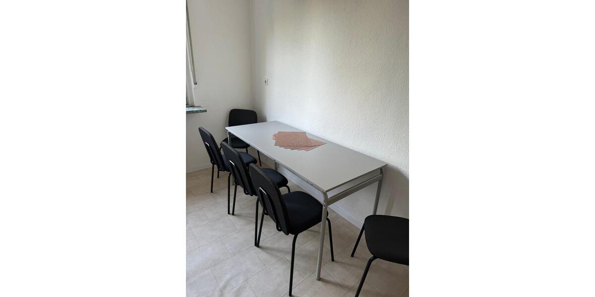 Wohnen auf Zeit Castrop-Rauxel Bladenhorst - 4 Zimmer, 130 m&sup2;, 90&euro; | Angebot:24795863