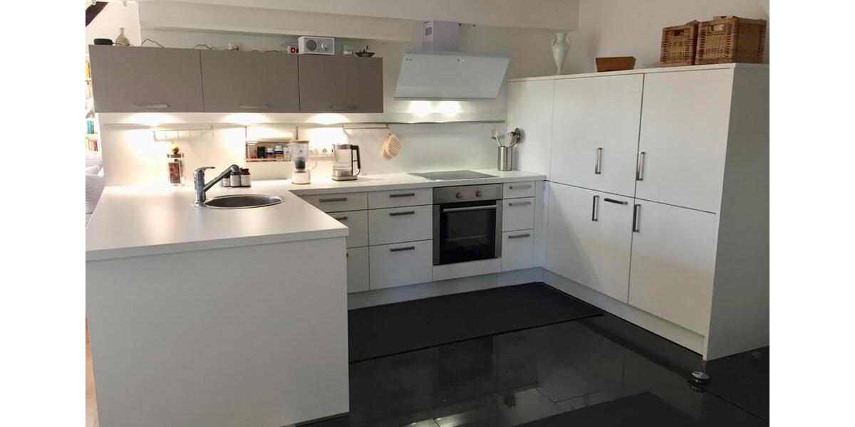 Etagenwohnung Bad Schwartau - 3 Zimmer, 146 m&sup2;, 1.550&euro; | Angebot:26592707