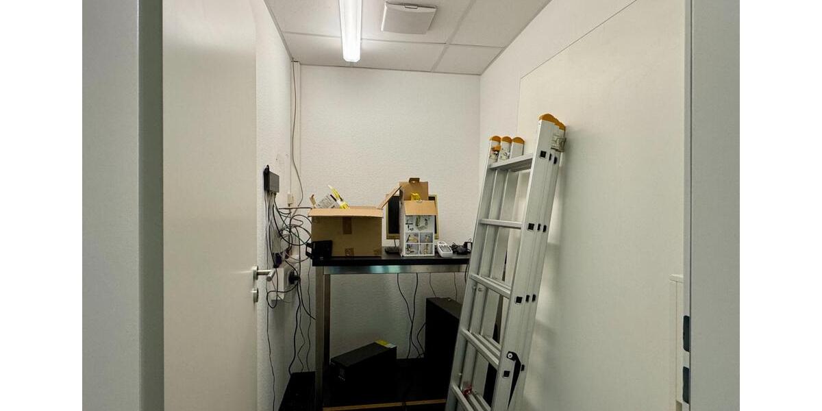 Gewerbeobjekt Waiblingen - 1.100&euro; | Angebot:25051748