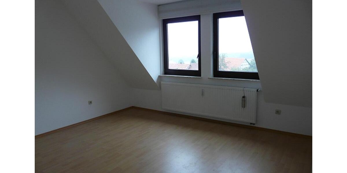 Doppelhaushälfte Meißner - 11 Zimmer, 230 m&sup2;, 950&euro; | Angebot:26614126