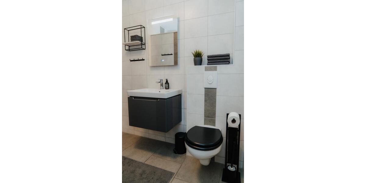 Wohnen auf Zeit Fredersdorf-Vogelsdorf Vogelsdorf - 2.5 Zimmer, 75 m&sup2;, 1.500&euro; | Angebot:25821582