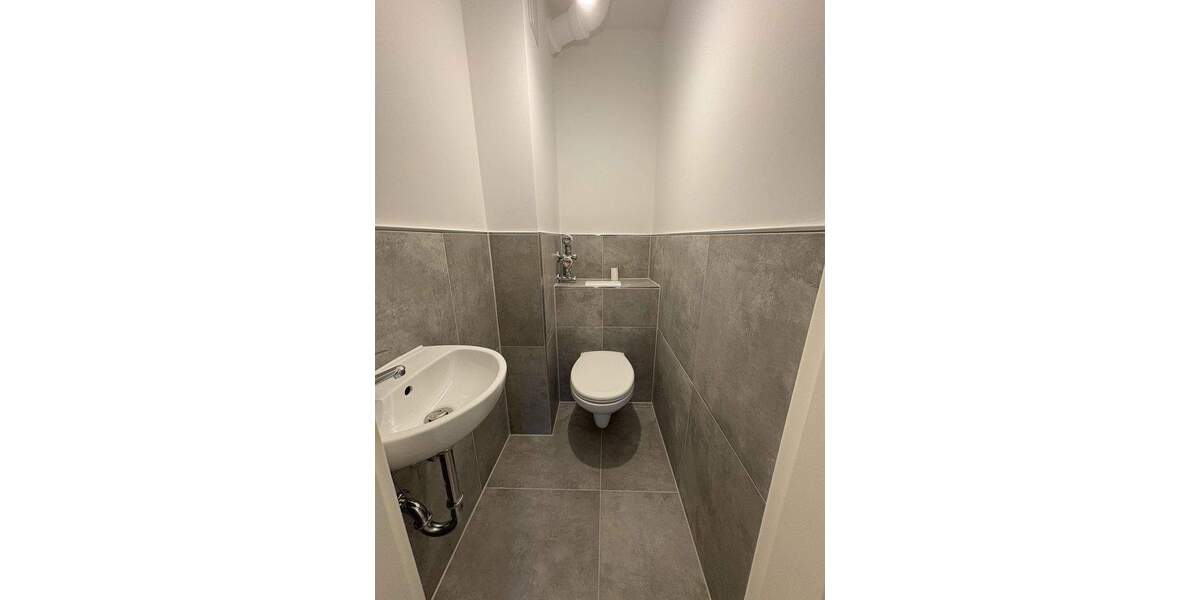 Etagenwohnung Wiesbaden Delkenheim - 4 Zimmer, 80 m&sup2;, 1.250&euro; | Angebot:25070798