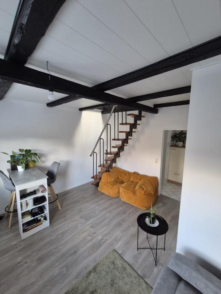 Helle & großzügige Wohnung ab dem 1. September