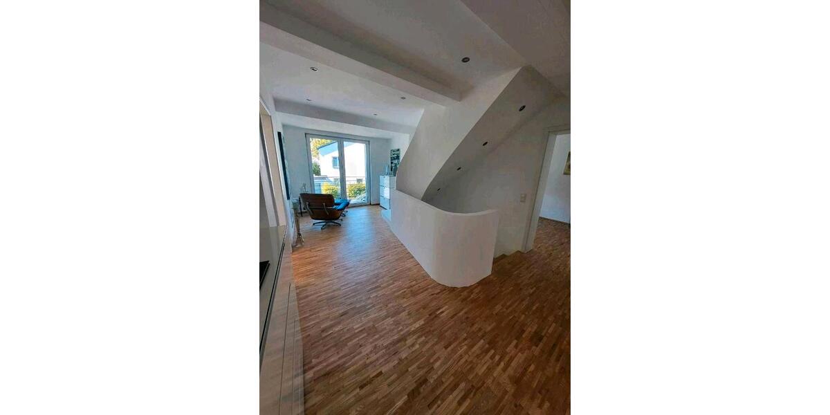 Wohnen auf Zeit Bonn Gronau - 10 Zimmer, 360 m&sup2;, 630&euro; | Angebot:26656257