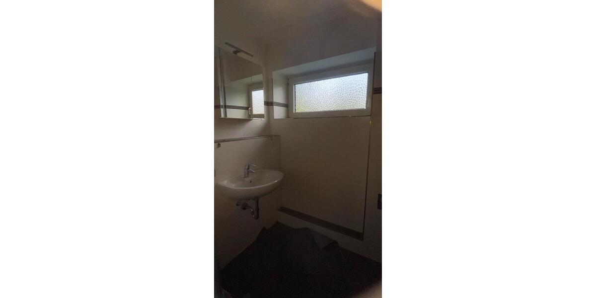 Etagenwohnung Odenthal - 3 Zimmer, 93 m&sup2;, 1.100&euro; | Angebot:26597845