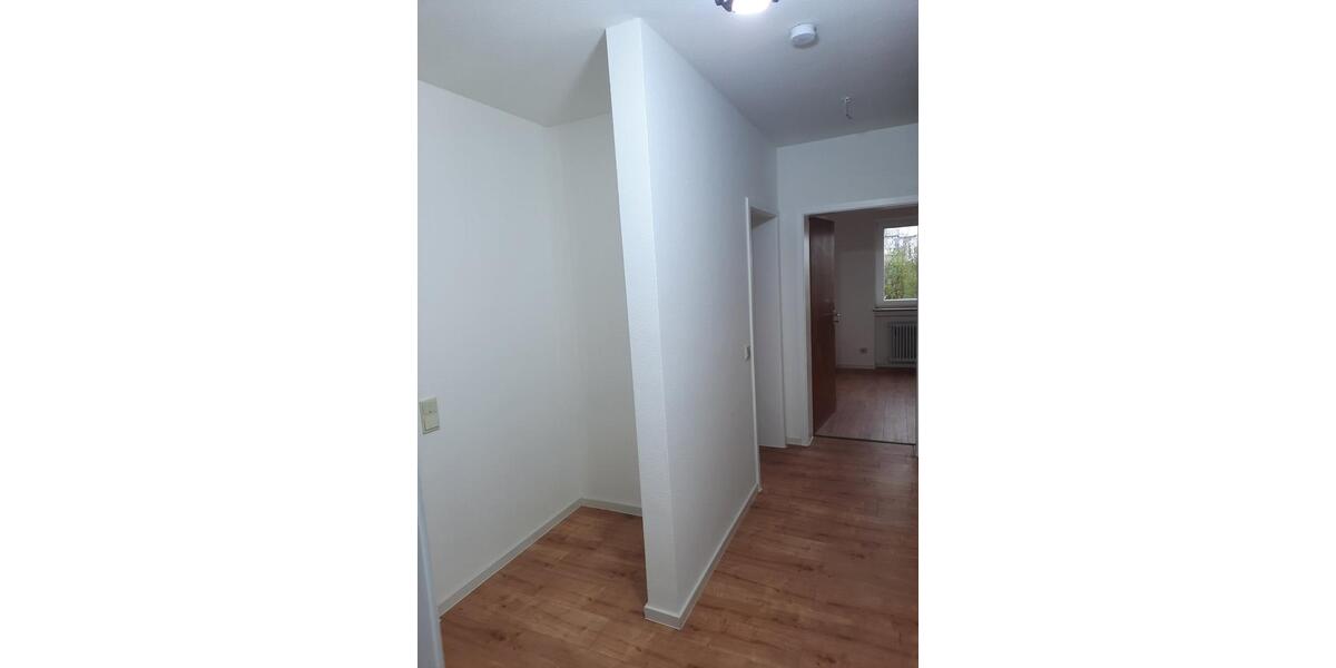 Erdgeschoßwohnung Offenbach am Main Bieber - 3 Zimmer, 94 m&sup2;, 1.000&euro; | Angebot:26039336