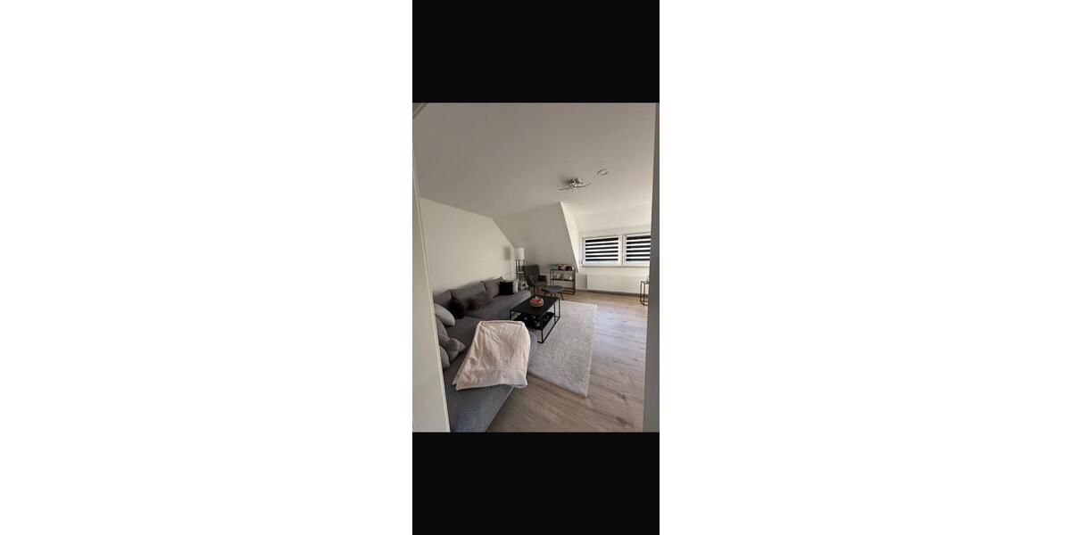 Dachgeschoßwohnung Homburg - 2 Zimmer, 68 m&sup2;, 770&euro; | Angebot:26621798