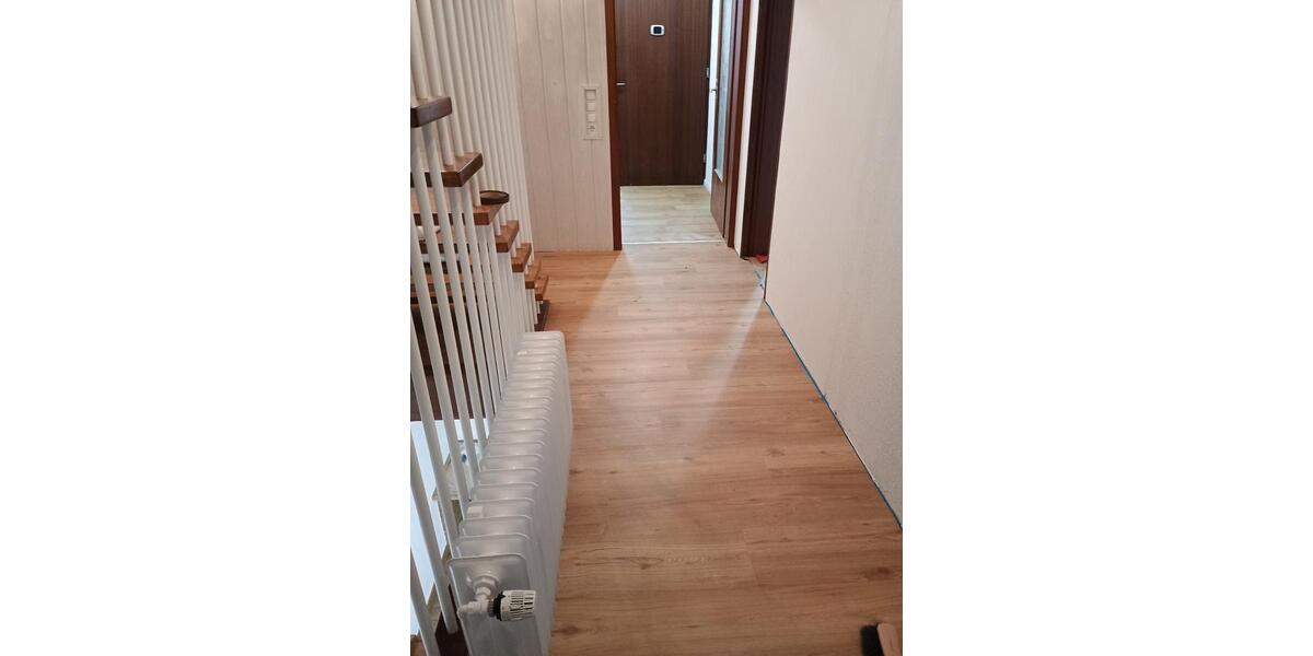 Reihenhaus Stuhr - 5 Zimmer, 150 m&sup2;, 1.300&euro; | Angebot:26030716