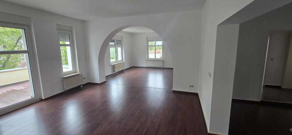 Etagenwohnung Tangermünde - 4 Zimmer, 151 m&sup2;, 1.057&euro; | Angebot:25510420
