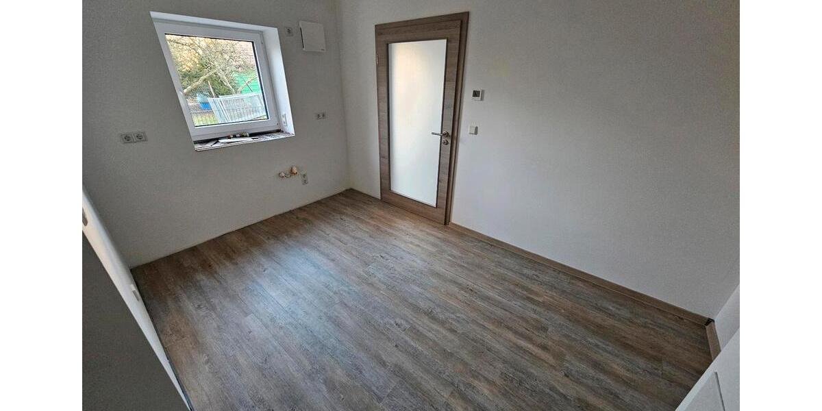 Erdgeschoßwohnung Hildburghausen - 2 Zimmer, 49 m&sup2;, 530&euro; | Angebot:24794130