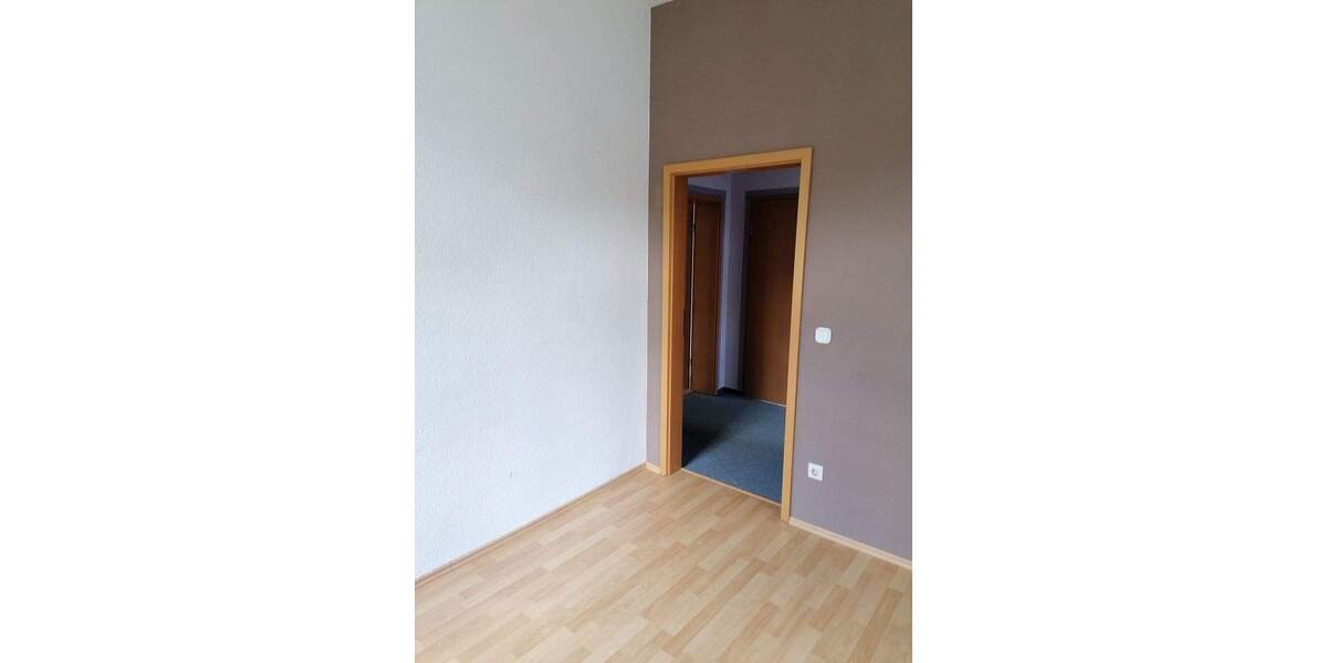 Etagenwohnung Hirschberg - 2 Zimmer, 48 m&sup2;, 285&euro; | Angebot:25065796