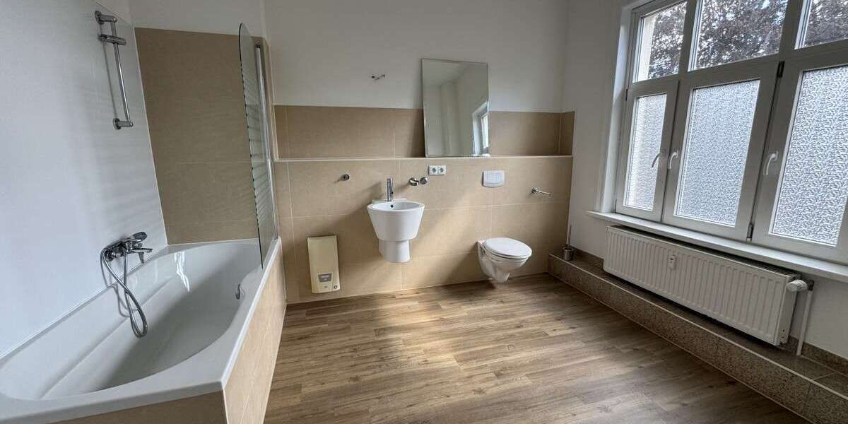 Etagenwohnung Lübeck Sankt Lorenz Nord - 4 Zimmer, 116 m&sup2;, 1.390&euro; | Angebot:27017299