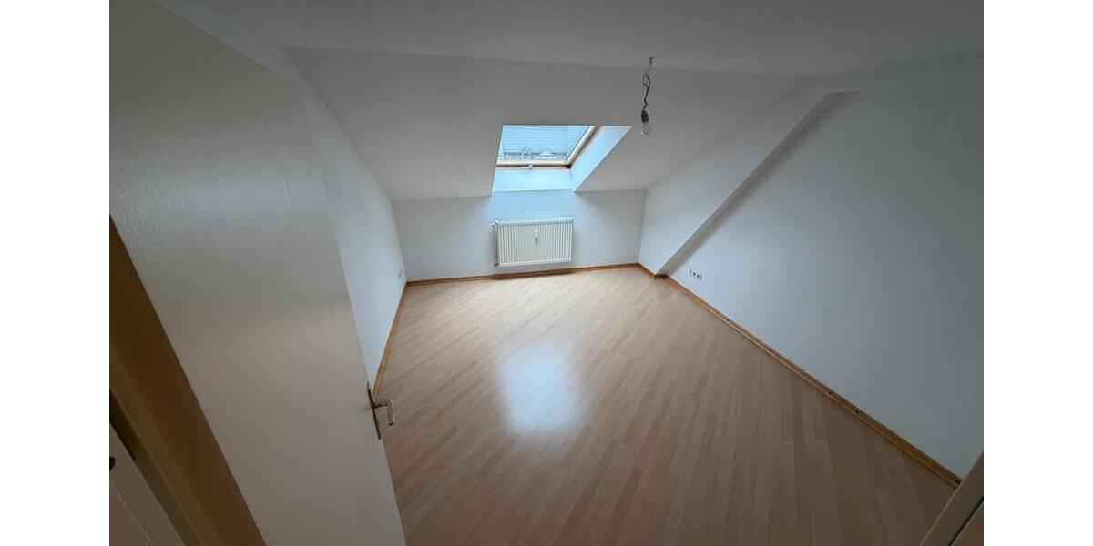 Maisonettenwohnung Wiesbaden - 3.5 Zimmer, 75 m&sup2;, 1.067&euro; | Angebot:26639032