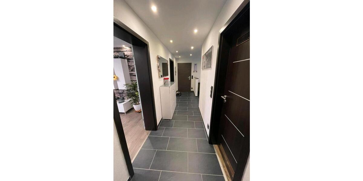 Etagenwohnung Gunzenhausen - 3 Zimmer, 75 m&sup2;, 750&euro; | Angebot:25945351