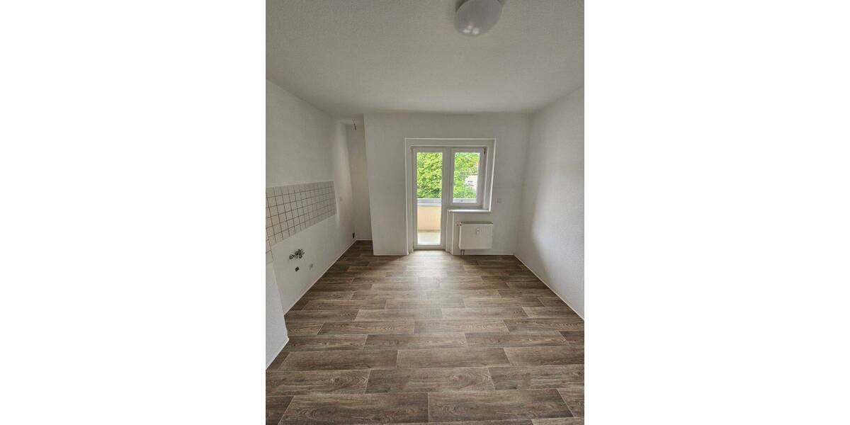 Etagenwohnung Altenburg Südost - 2 Zimmer, 50 m&sup2;, 305&euro; | Angebot:26786953