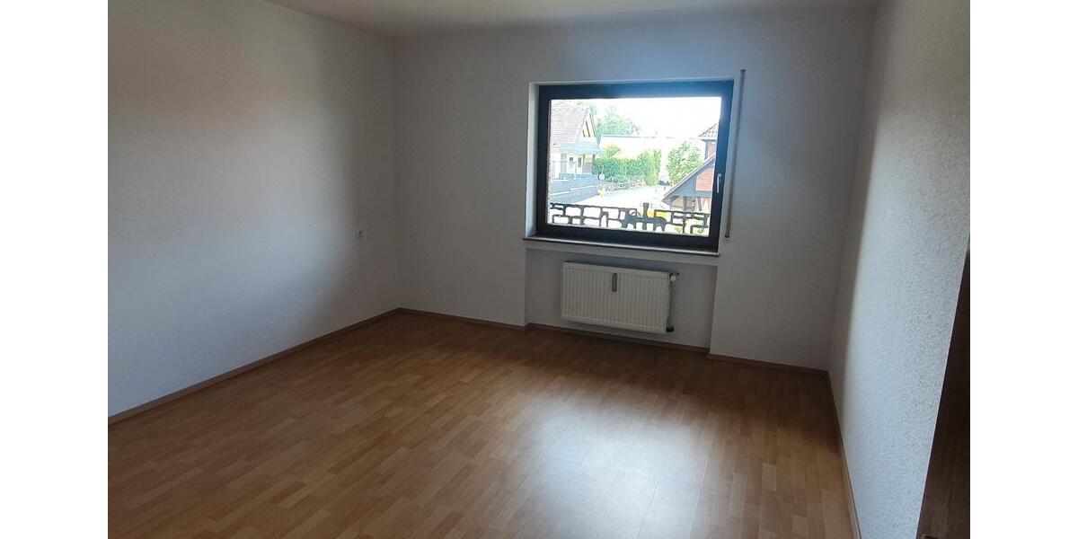 Etagenwohnung Ruppichteroth - 4 Zimmer, 140 m&sup2;, 1.100&euro; | Angebot:26122143