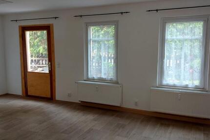 Schöne helle 2,5 - Raumwohnung 2 zimmer