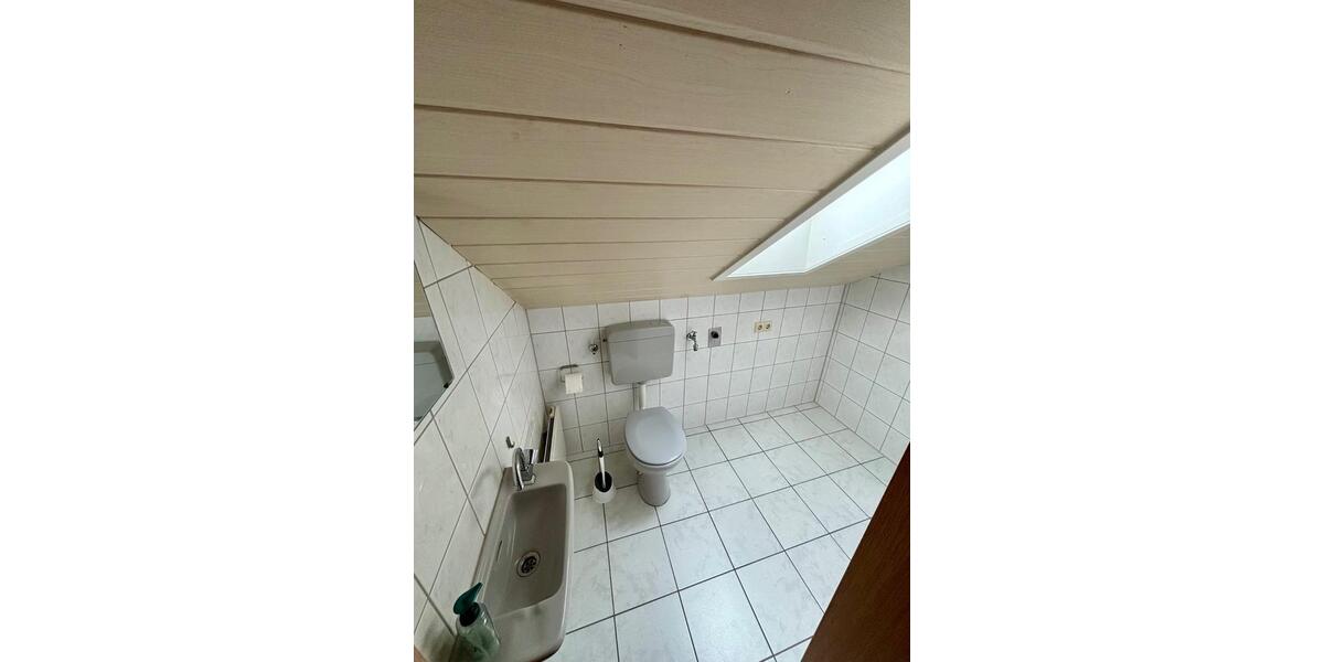 Dachgeschoßwohnung Bad König - 2 Zimmer, 110 m&sup2;, 600&euro; | Angebot:25570254