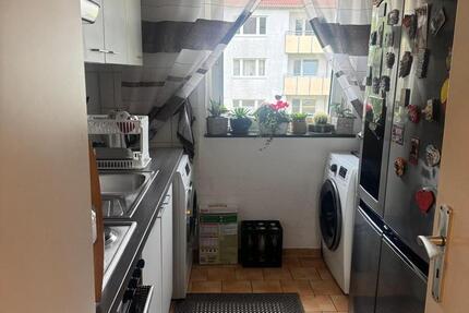 3 Zimmer zum 16.12.2025 3 zimmer