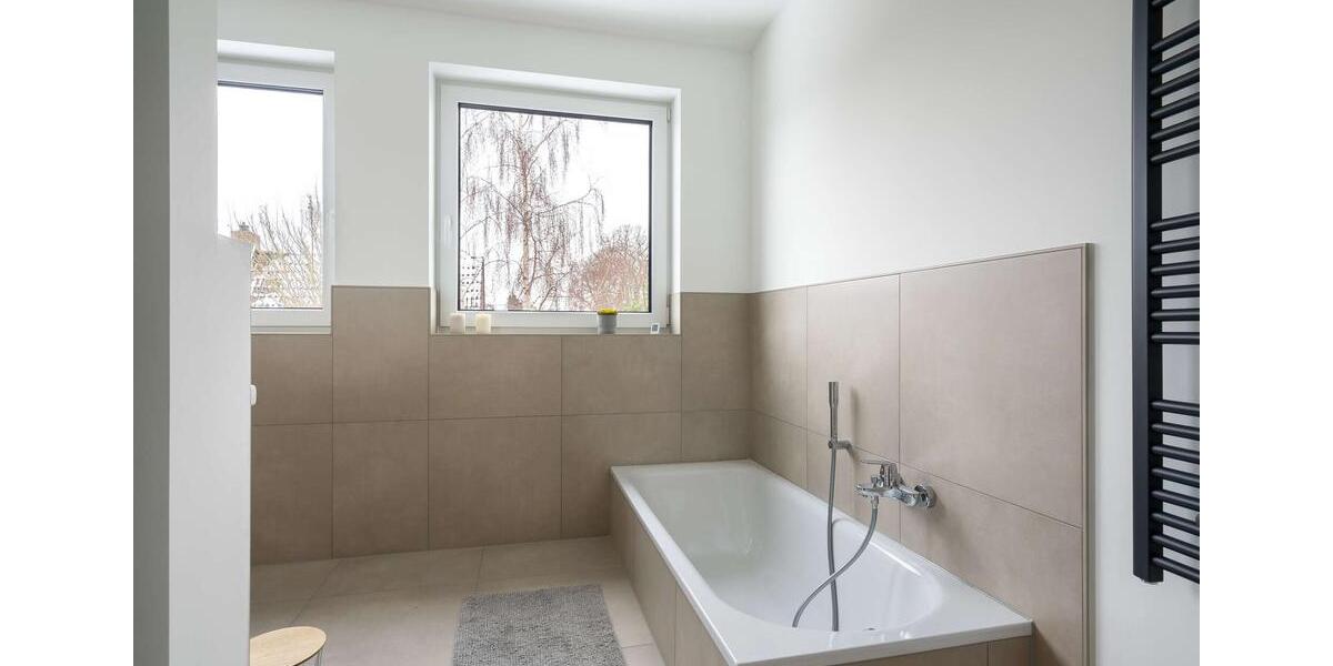 Einfamilienhaus Rastede - 3 Zimmer, 136 m&sup2;, 1.495&euro; | Angebot:26564252