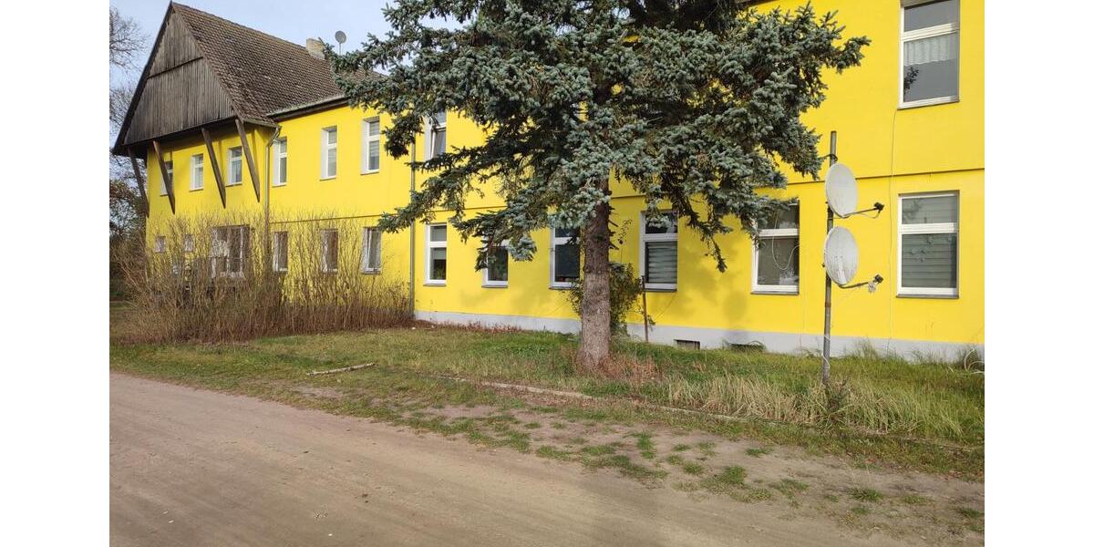 Etagenwohnung Zehdenick - 2 Zimmer, 65 m&sup2;, 399&euro; | Angebot:24980321