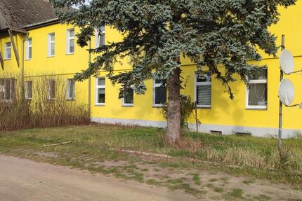 Wohnung Zehdenick - 2 Zimmer, 65 m&sup2;, 399&euro; | Angebot:24980321