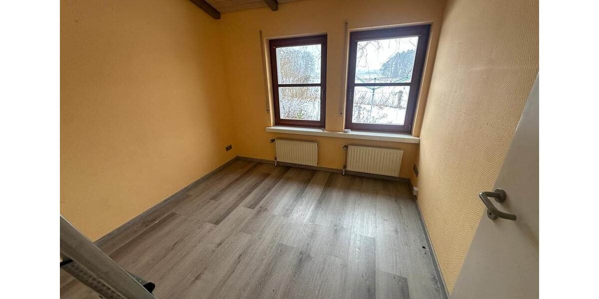 Einfamilienhaus Walsrode - 3 Zimmer, 120 m&sup2;, 1.400&euro; | Angebot:26249358