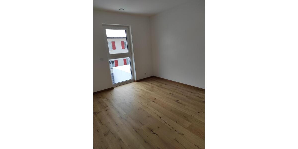 Doppelhaushälfte Ingolstadt Südost - 5 Zimmer, 130 m&sup2;, 1.800&euro; | Angebot:25803723