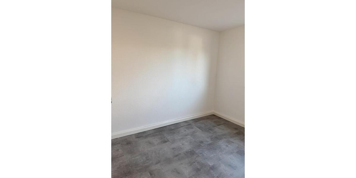 Erdgeschoßwohnung Bebra - 3 Zimmer, 70 m&sup2;, 700&euro; | Angebot:26676039