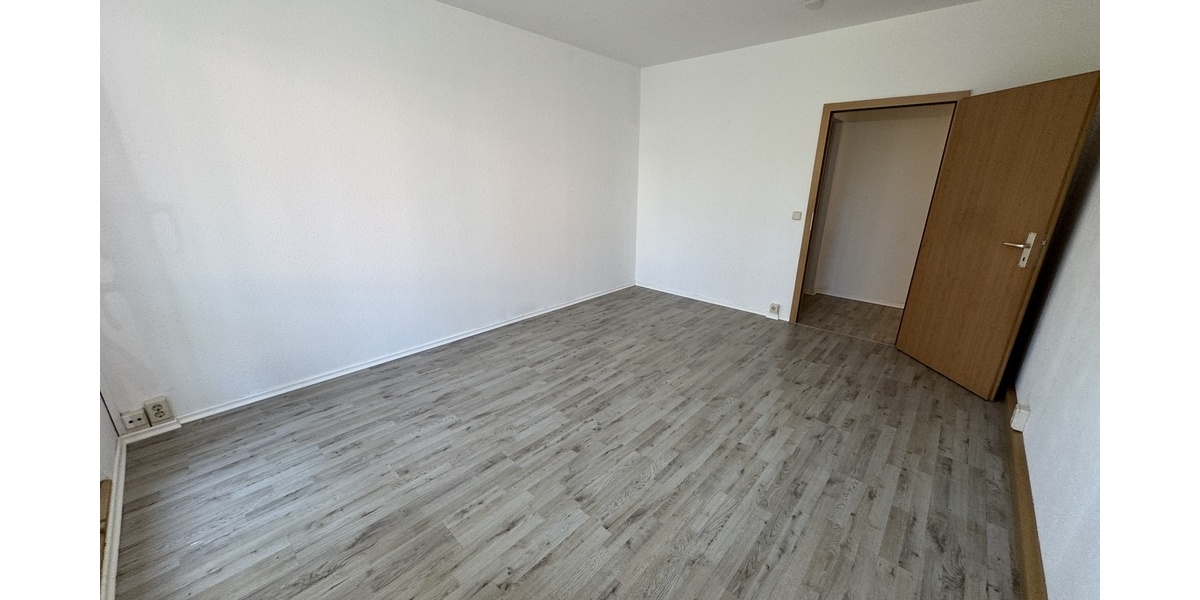 Wohnen mit Mehrwert: 2-Raum-Wohnung mit großzügigem Doppel-Wintergarten in Gera-Bieblach! - Erdgeschoßwohnung Gera Alt-Bieblach | Angebot:26959991
