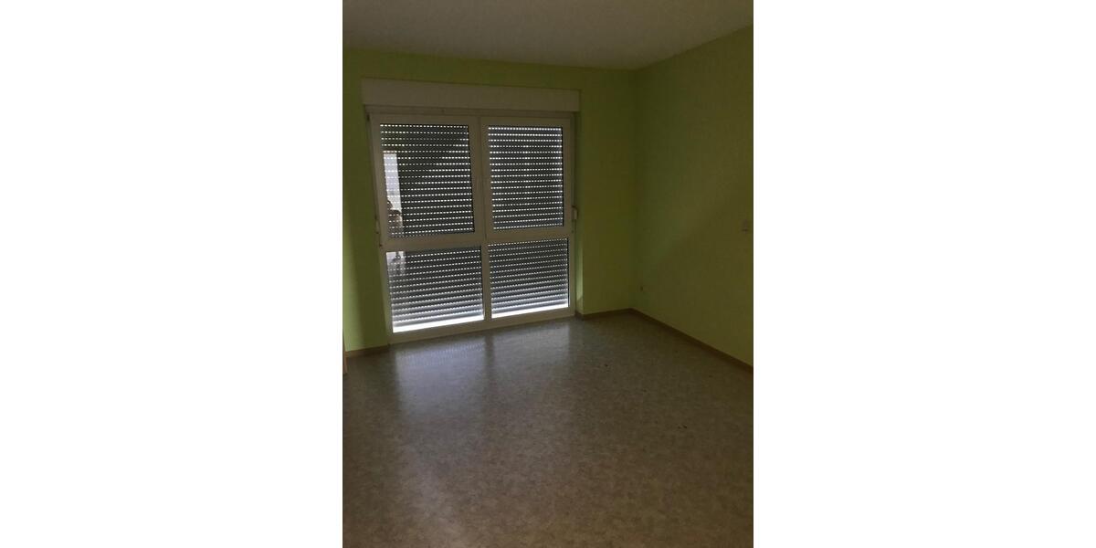 Etagenwohnung Schmelz - 3 Zimmer, 78 m&sup2;, 750&euro; | Angebot:24794589