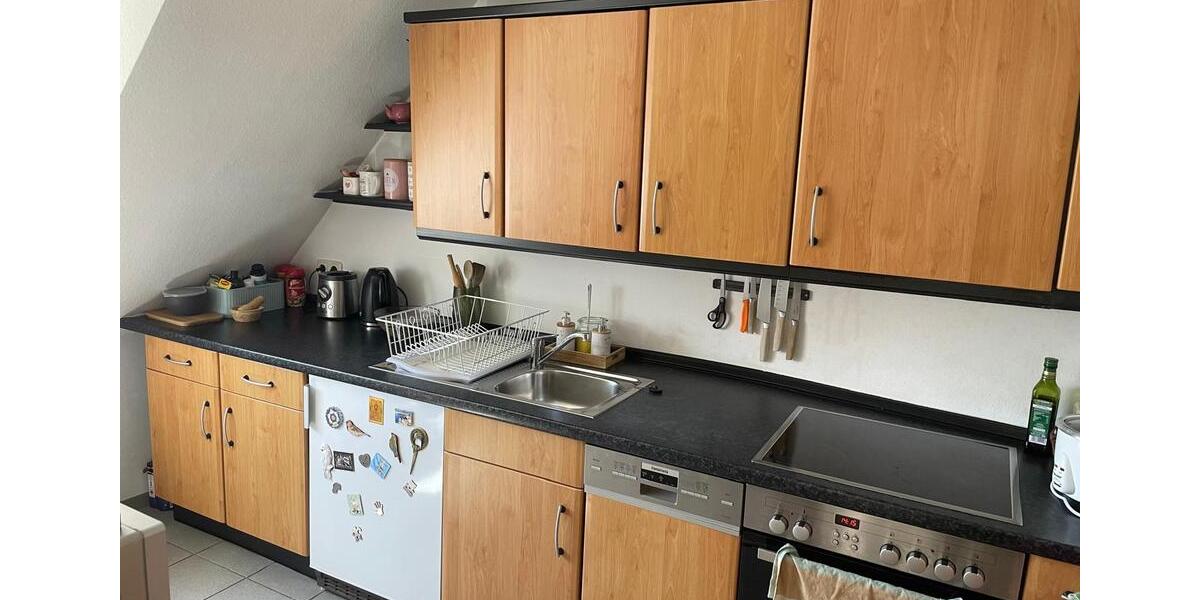 Dachgeschoßwohnung Bad Neustadt an der Saale - 2.5 Zimmer, 70 m&sup2;, 895&euro; | Angebot:26632556