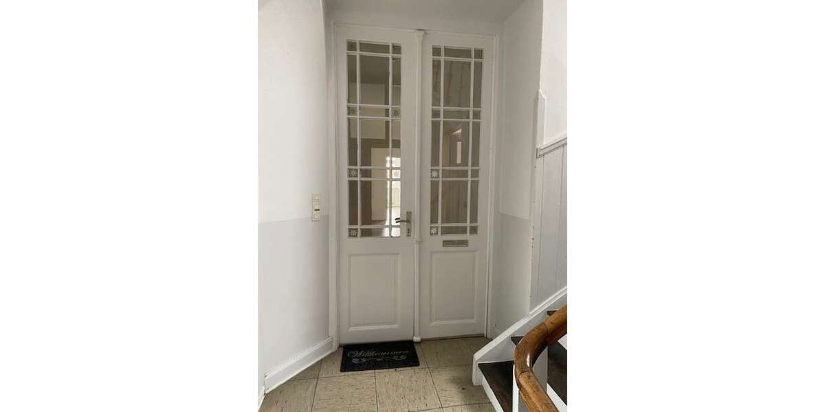 Etagenwohnung Warburg - 6 Zimmer, 138 m&sup2;, 1.170&euro; | Angebot:26723411